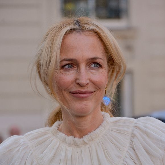 Gillian Anderson - Défilé de mode Chloé lors de la la Fashion Week printemps-été 2022 de Paris. Le 30 septembre 2021. © Julien Reynaud/APS-Medias/ABACAPRESS.COM