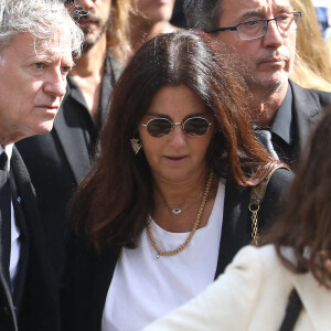 Francis Huster, Cristiana Reali - Sorties - Obsèques de Jean-Paul Belmondo en l'église Saint-Germain-des-Prés, à Paris le 10 septembre 2021. © Dominique Jacovides / Bestimage 