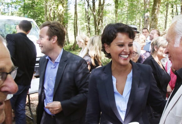 Exclusif - Najat Vallaud-Belkacem assiste à la commémoration de la mort de trois résistants tombés sous les balles allemandes le 6 août 1944, en compagnie de son mari Boris Vallaud et de leurs deux enfants, à Toulouges dans le Gers, durant ses vacances dans les Landes. Le 6 Aout 2016. © Patrick Bernard-Christophe de Prada / Bestimage