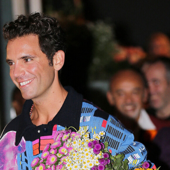 Le chanteur Mika au défilé de mode Valentino lors de la la Fashion Week printemps/été 2022 au Carreau du Temple à Paris, France, le 1er octobre 2021. © Panoramic/Bestimage