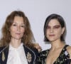 Audrey Marnay et Soko au défilé de mode Giambattista Valli lors de la la Fashion Week prêt-à-porter printemps/été 2022 à Paris. Le 4 octobre 2021. © Olivier Borde/Bestimage