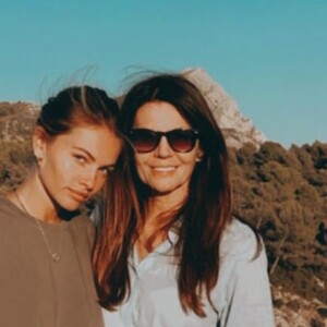 Thylane Blondeau et sa maman Veronika Loubry le 28 août 2021.
