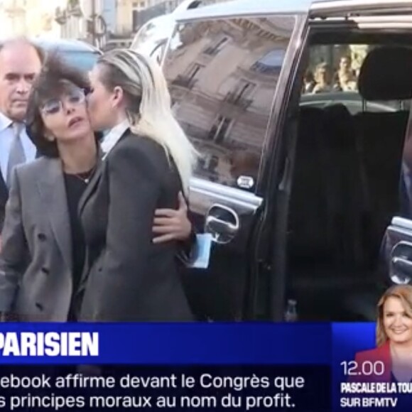 Sophie Tapie et Rachida Dati à la messe hommage pour Bernard Tapie, à Paris, le 6 octobre 2021.