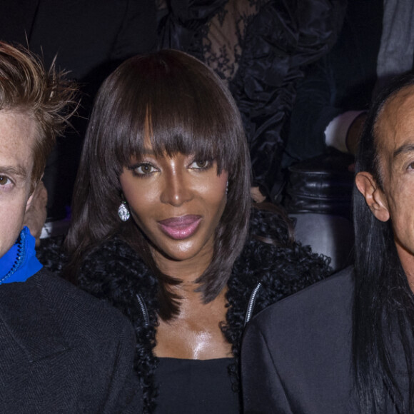 Daniel Lee, Naomi Campbell, Rick Owens et Michèle Lamy au défilé "Love Brings Love" de la maison AZ Factory, en hommage au défunt Alber Elbaz au Carreau du Temple à Paris le 5 octobre 2021. © Olivier Borde / Bestimage