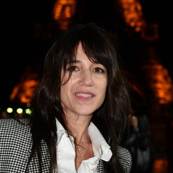 Charlotte Gainsbourg - Arrivée des people au défilé Saint Laurent collection Printemps-Eté 2022 lors de la fashion week à Paris, le 28 septembre 2021. © Veeren Ramsamy-Christophe Clovis/Bestimage