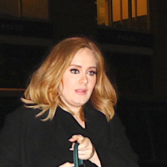 La chanteuse Adele arrive au Morimoto restaurant au Chelsea Market à New York, le 25 novembre 2015. © CPA / Bestimage