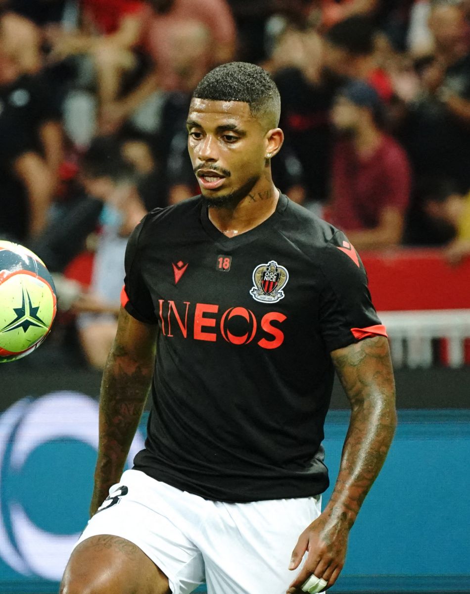 Mario Lemina (OGC Nice) - Match de football en ligue 1 Uber Eats : Match définitivement arrêté après le refus des joueurs de l'OM (Marseille) de reprendre le jeu suites à des incidents avec les supporters de Nice. © Norbert Scanella / Panoramic / Bestimage