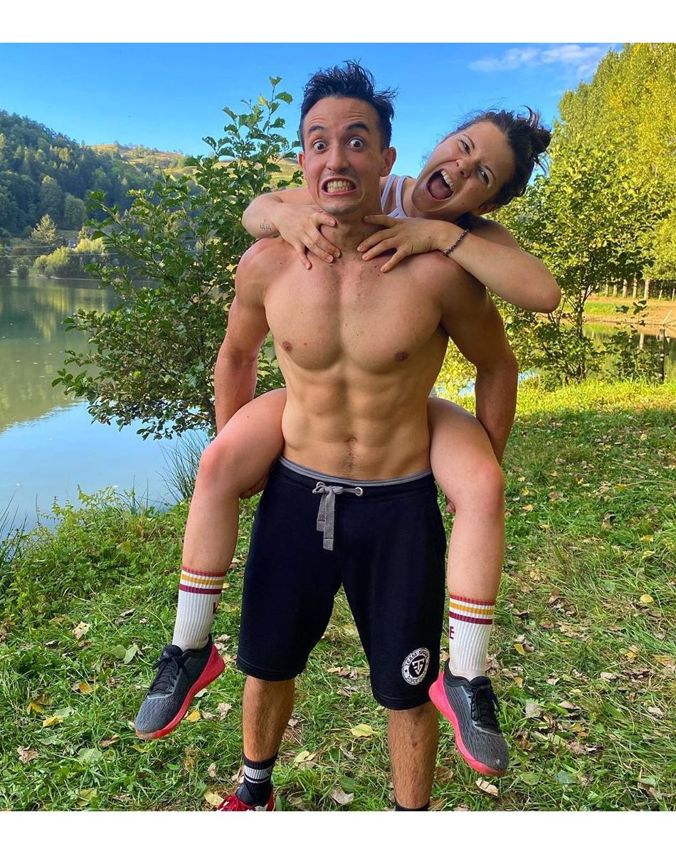 Tibo InShape et Juju Fitcats étalent leur "vie de couple" sur Instagram.