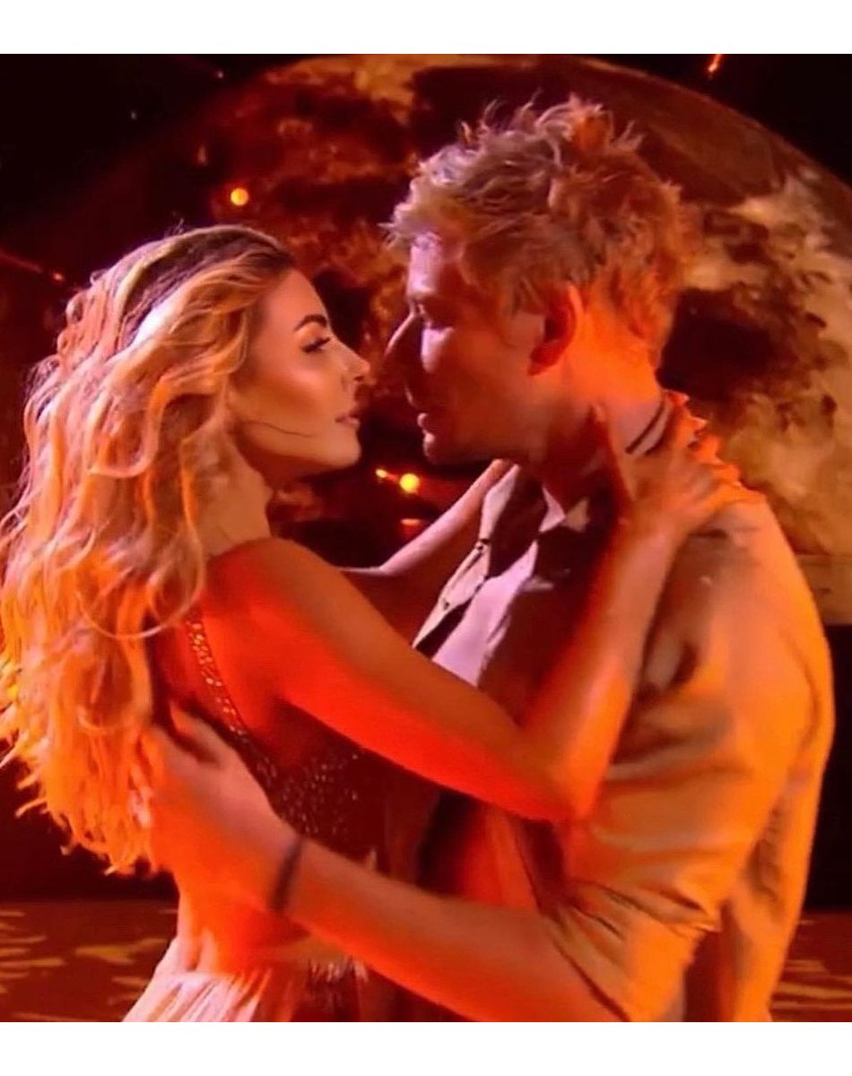 Candice Pascal et son partenaire Gérémy Crédeville dans "Danse avec les stars" - Instagram