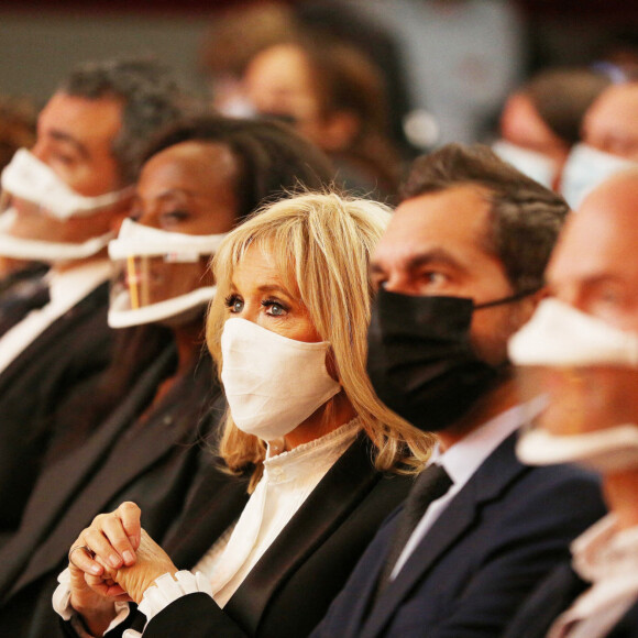 Exclusif - Brigitte Macron assiste à la présentation de la campagne nationale de sensibilisation au handicap au ministère des solidarités et de la santé à Paris le 13 octobre 2021. © Panoramic / Bestimage 