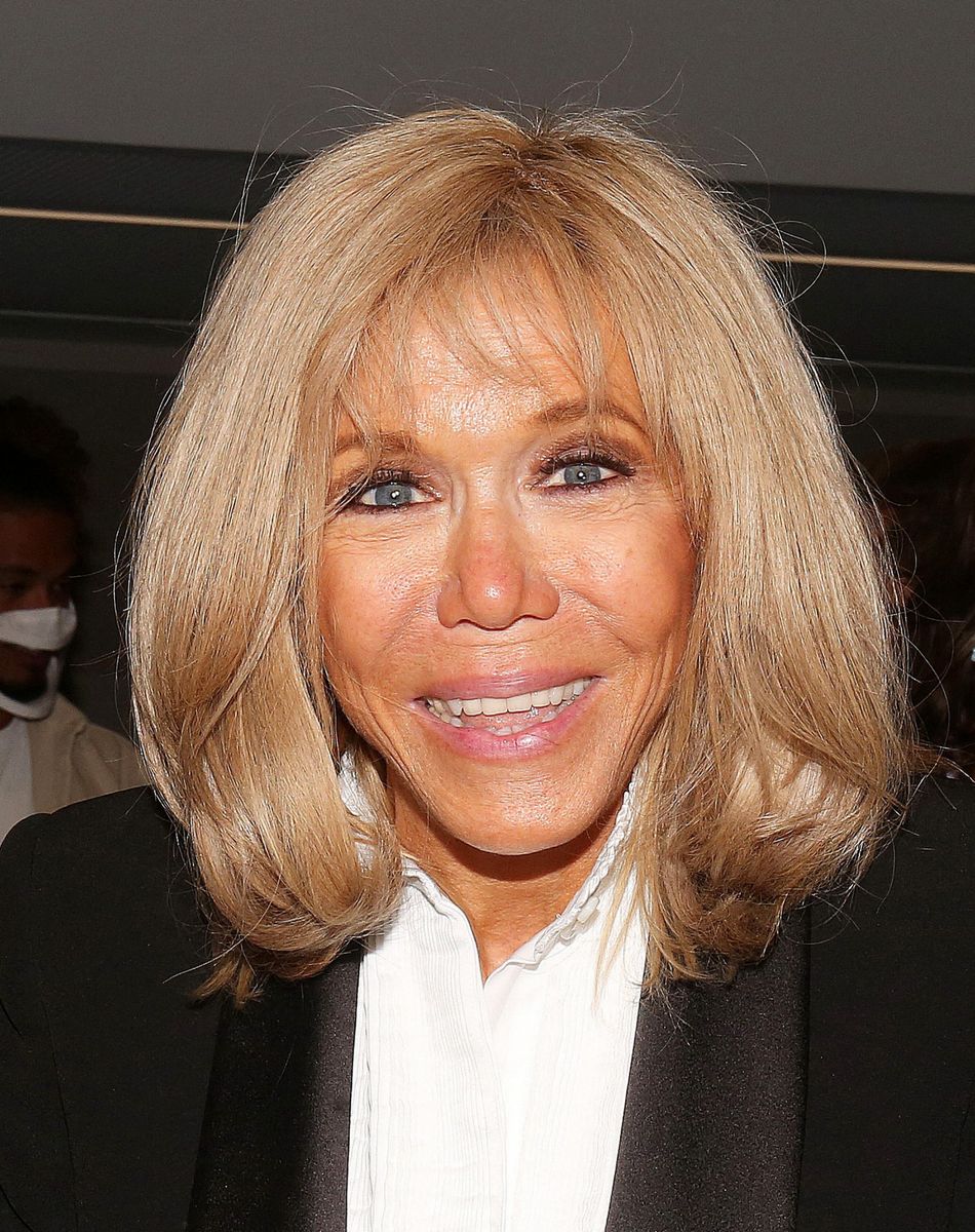 Exclusif - Brigitte Macron assiste à la présentation de la campagne nationale de sensibilisation au handicap au ministère des solidarités et de la santé à Paris le 13 octobre 2021. © Panoramic / Bestimage