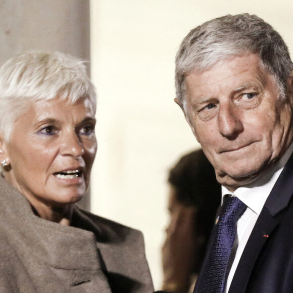 Jean-Michel Larqué et sa compagne Régine Dolci - Dîner au Palais de l'Elysée en l'honneur des 50 ans du Variétés Club de France, à Paris, le 14 octobre 2021. © Stéphane Lemouton / Bestimage