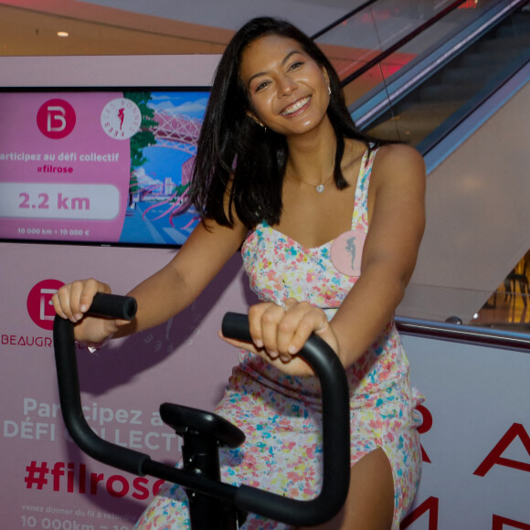Vaimalama Chaves (Miss France et marraine de l'opération) - Lancement de l'opération "Fil Rose" qui a pour objectif de parcourir virtuellement 10.000 km pour permettre à l'association "Les bonnes Fées" de collecter 10.000€, versés par Beaugrenelle, au Centre commercial Beaugrenelle à Paris.  © Christophe Clovis / Bestimage