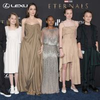 Angelina Jolie avec ses enfants pour "Les Eternels", sa fille Zahara ressort une robe des Oscars