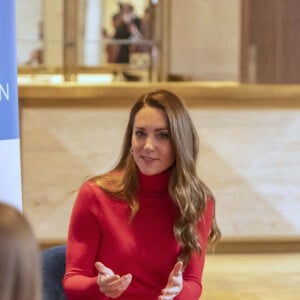 Catherine (Kate) Middleton, duchesse de Cambridge, marraine du Forward Trust, lors d'un événement organisé par le trust pour lancer la campagne "Agir contre la toxicomanie" de l'organisme de bienfaisance à Londres, Royaume Uni, le 19 octobre 2021. 