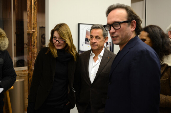 Exclusif - Vincent Pérez, Carla Bruni et Nicolas Sarkozy. - Vernissage de l'exposition photo de Vincent Pérez à Paris à la Galérie Cinéma rue Saint Claude. Paris, le 08 Janvier 2015.