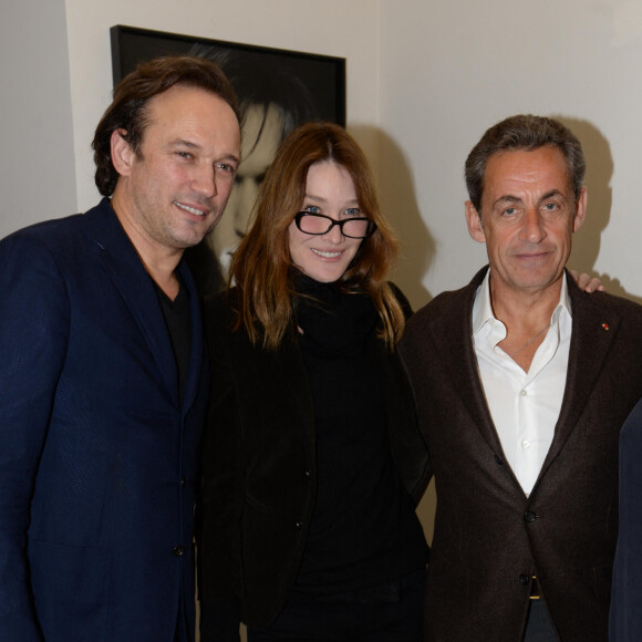 Exclusif - Vincent Pérez, Carla Bruni et Nicolas Sarkozy. - Vernissage de l'exposition photo de Vincent Pérez à Paris à la Galérie Cinéma rue Saint Claude.