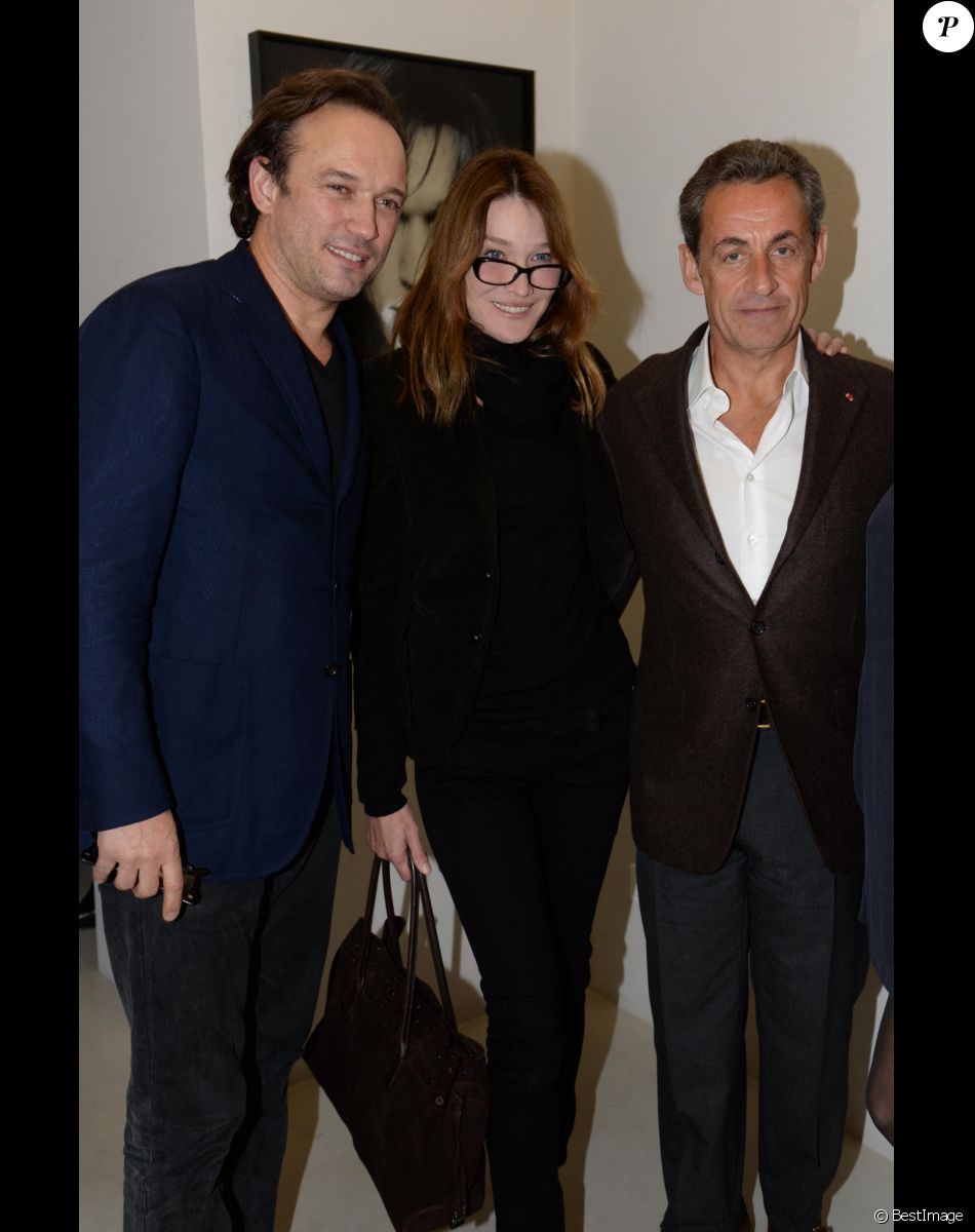 Exclusif - Vincent Pérez, Carla Bruni et Nicolas Sarkozy. - Vernissage de l'exposition photo de Vincent Pérez à Paris à la Galérie Cinéma rue Saint Claude.