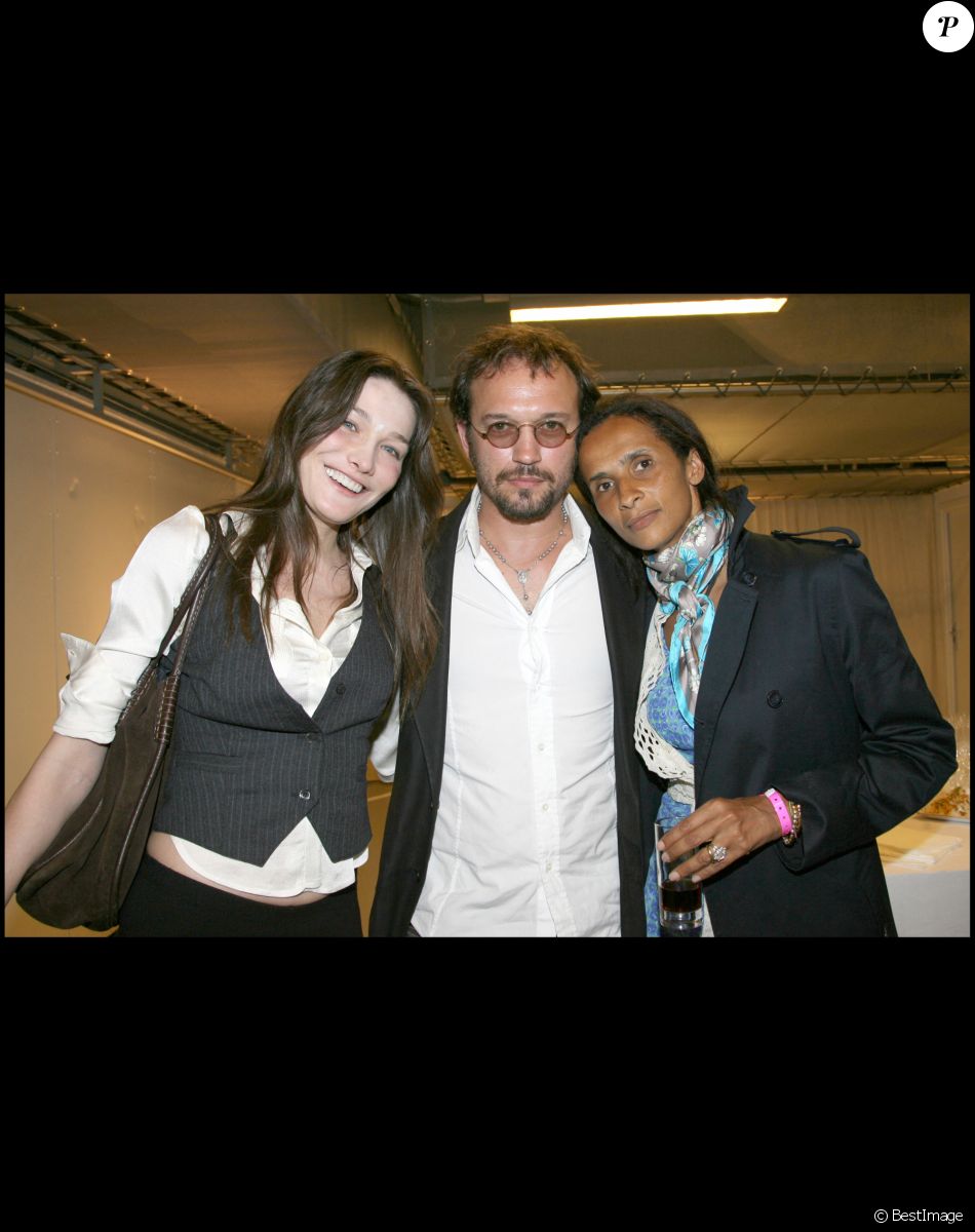 Exclusif - Carla Bruni, Vincent Perez et sa femme Karine Silla au concert de Patrick Bruel à Paris