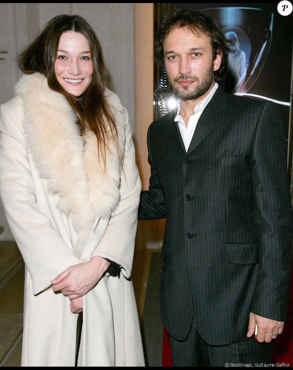 Exclusif - Carla Bruni et Vincent Perez - Soirée One and Only au musée Baccarat à Paris ©Guillaume Gaffiot/ Bestimage