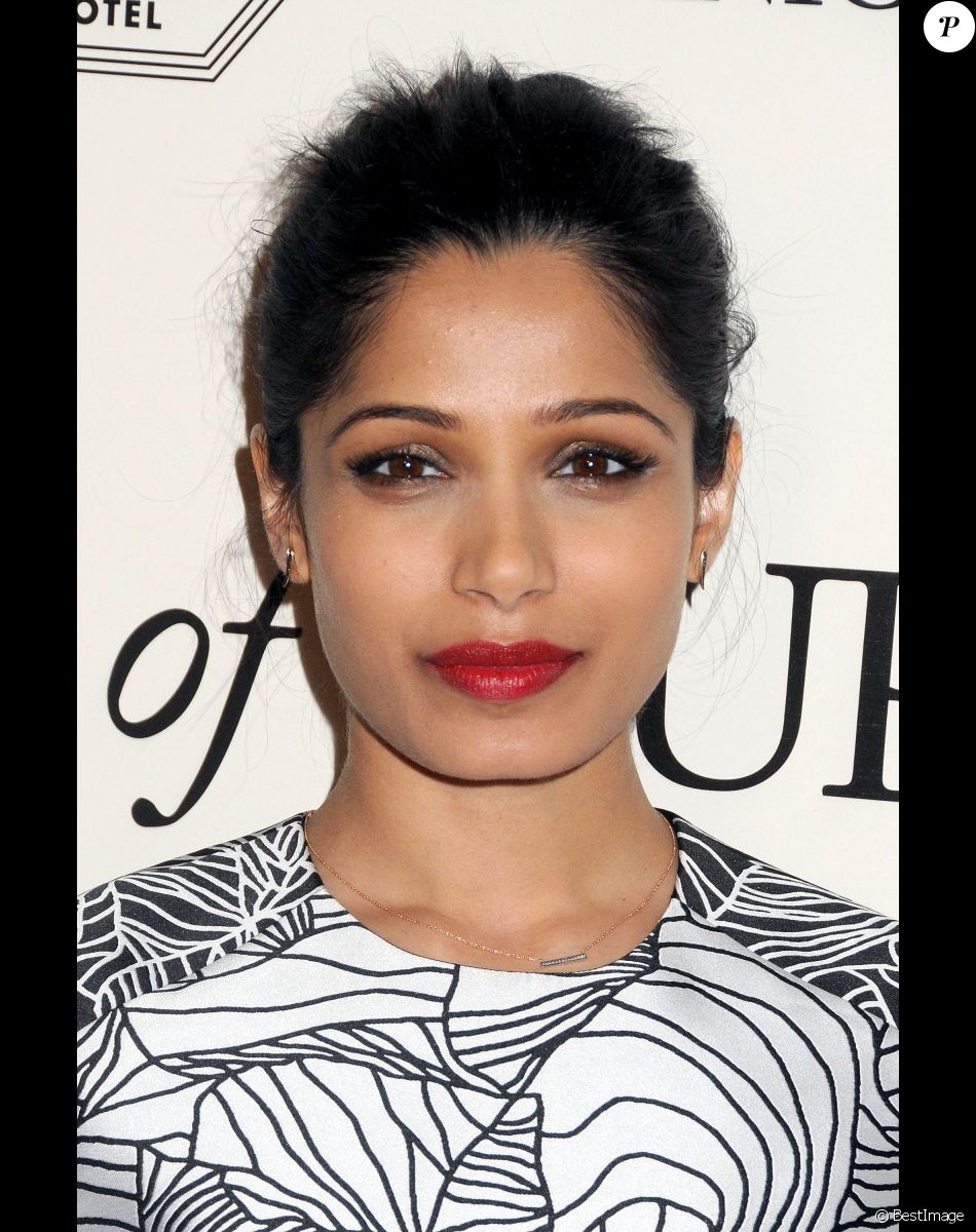 Freida Pinto - Avant-première du film "Knight of Cups" à Los Angeles, le 1er mars 2016.