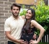 Freida Pinto et son fiancé Cory Tran lorsqu'ils ont annoncé attendre leur premier enfant sur Instagram.