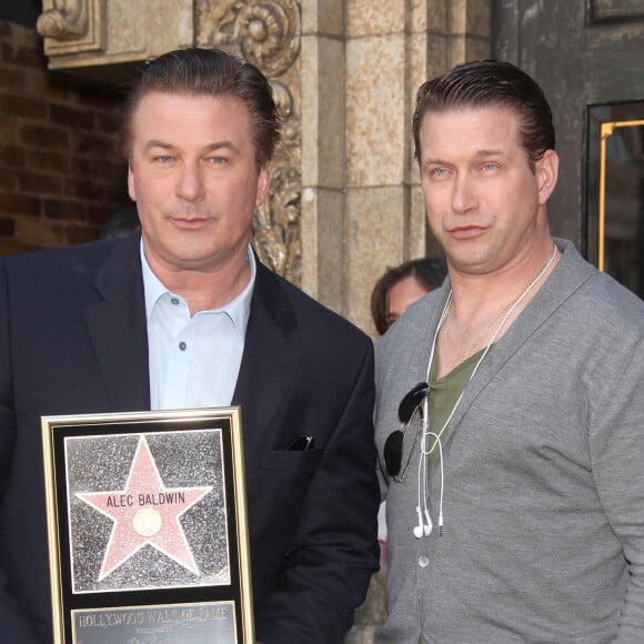 Alec et Stephen Baldwin sur le Walk of fame de Los Angeles 