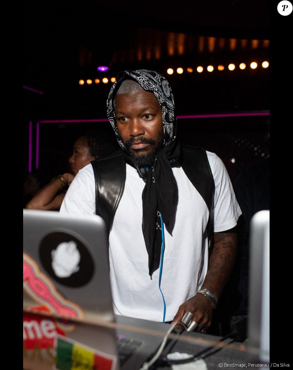 Exclusif - Dj Djibril Cissé (Tcheba) lors de la soirée privée " Pretty Little Thing " à l'Arc Paris , le 15 septembre 2021. © Perusseau / Da Silva / Bestimage
