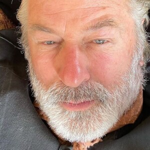 Alec Baldwin pendant le tournage du western "Rust", sur Instagram le 16 octobre 2021.