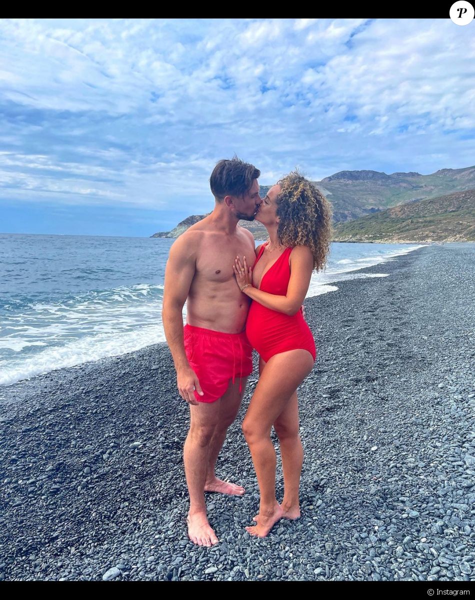 Anaïs Grangerac, enceinte de son premier enfant sur Instagram.
