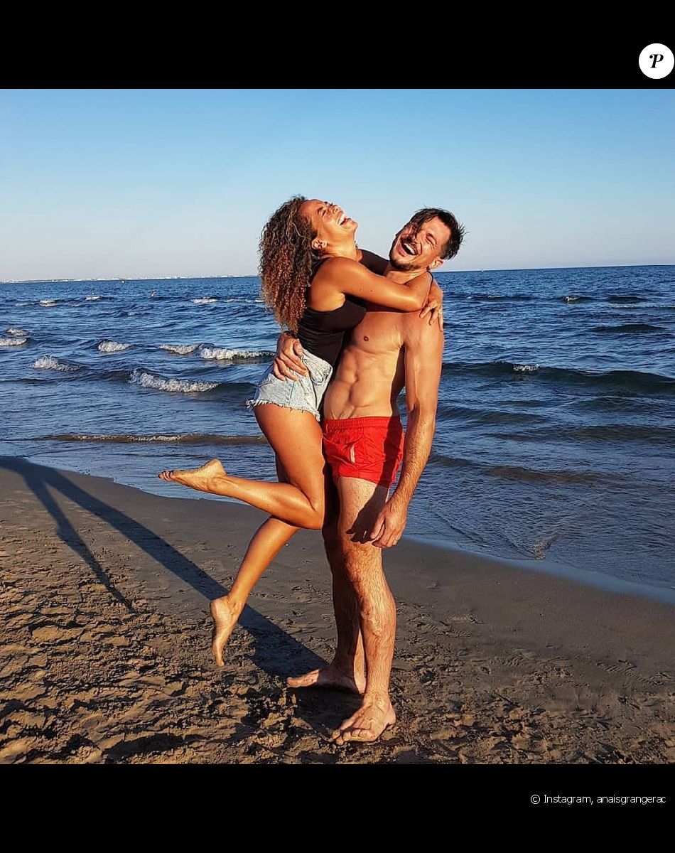 Anaïs Grangerac à Carnon Plage avec son mari Damien, à Montpellier, le 9 août 2019
