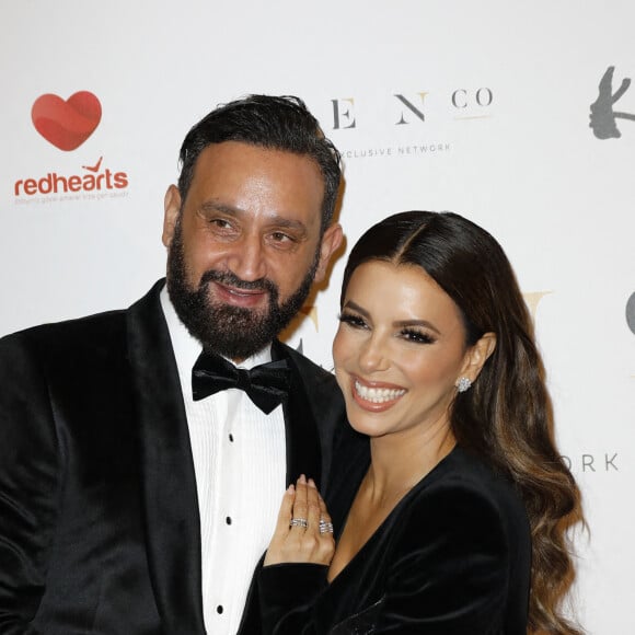 Cyril Hanouna, Eva Longoria - Photocall de la 10ème édition du "Global Gift Gala 2021" à l'hôtel Four Seasons Hotel George V à Paris le 30 octobre 2021. © Marc Ausset Lacroix/Bestimage