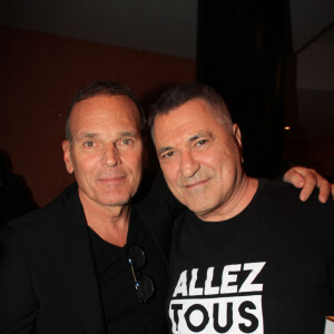 Exclusif - Laurent Baffie et Jean-Marie Bigard après le spectacle "Il Etait Une Fois Jean-Marie Bigard" à L'Olympia de Paris, France, le 27 février 2020. © Philippe Baldini/Bestimage