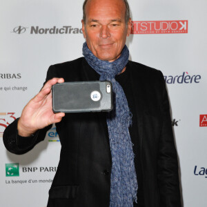 Laurent Baffie - Soirée de gala des 20 ans de l'association "Fête le Mur" de Yannick Noah au Chalet des Iles à Paris le 9 novembre 2016. © Coadic Guirec/Bestimage