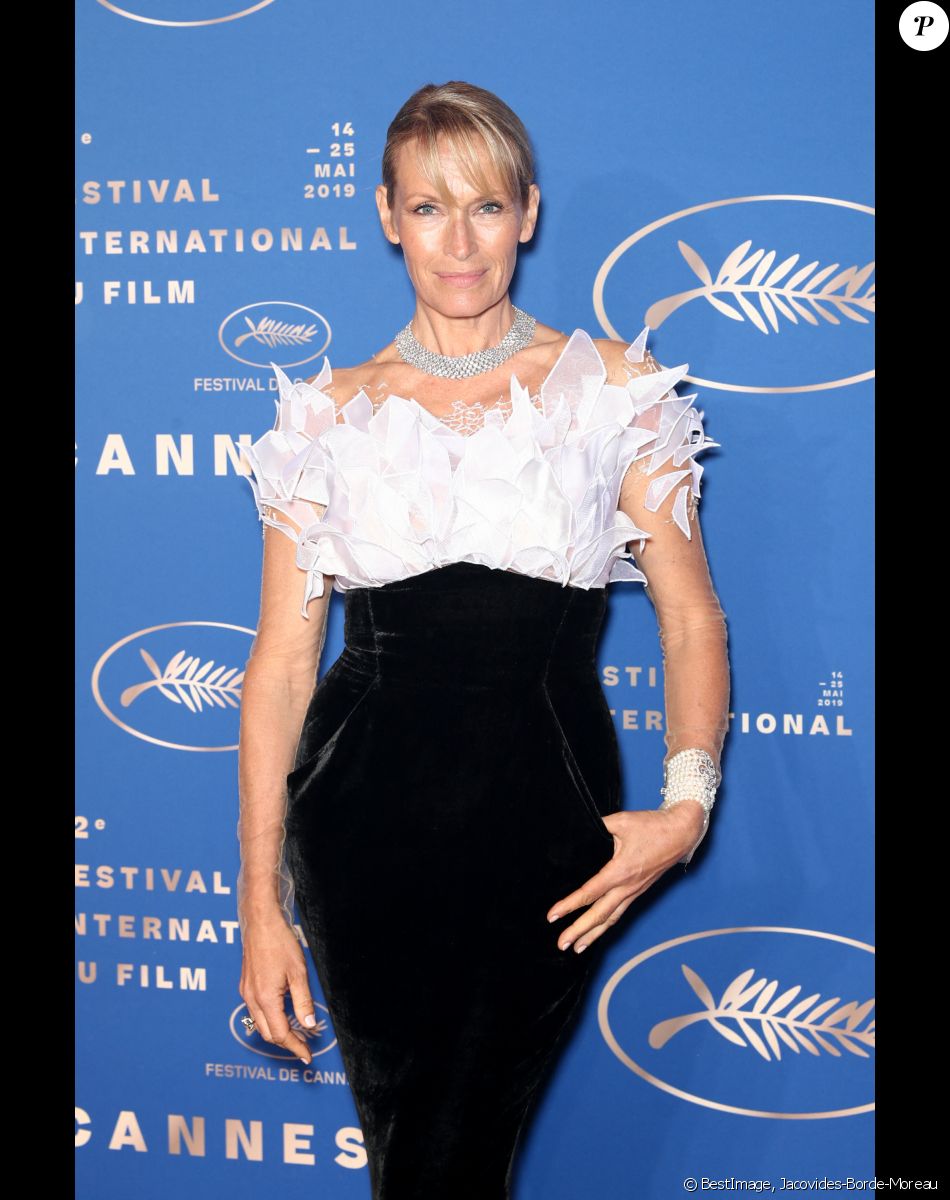 Estelle Lefébure - Photocall du dîner d'ouverture du 72ème Festival International du Film de Cannes, le 14 mai 2019. © Jacovides-Borde-Moreau/Bestimage