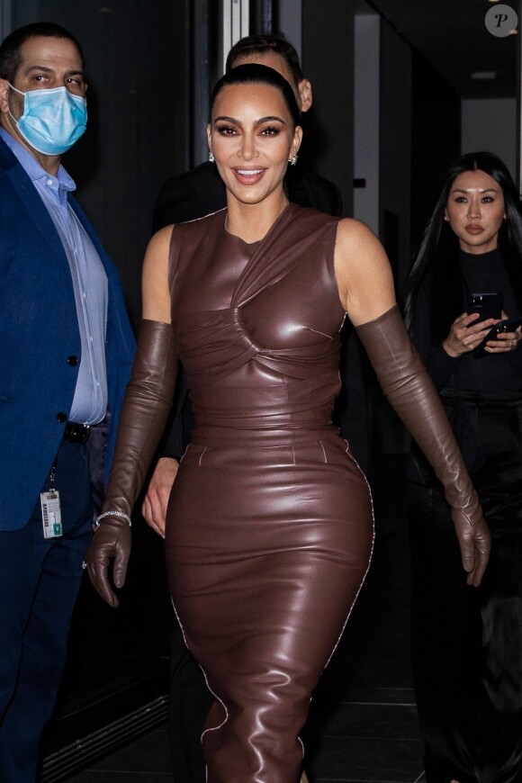 Kim Kardashian à la sortie de la soirée "WSJ Innovators Awards" à New York.