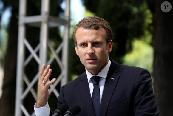 Emmanuel Macron - Allocution du président de la République française lors d'une réception offerte par la France en l'honneur de la communauté française, suivie d un déjeuner avec des personnalités culturelles, à l'Ecole Française d'Athènes. Le 8 septembre 2017