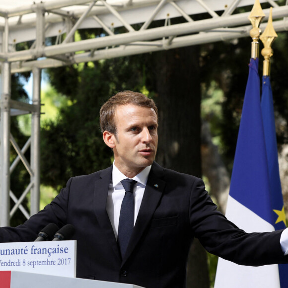 Emmanuel Macron - Allocution du président de la République française lors d'une réception offerte par la France en l'honneur de la communauté française, suivie d un déjeuner avec des personnalités culturelles, à l'Ecole Française d'Athènes. Le 8 septembre 2017