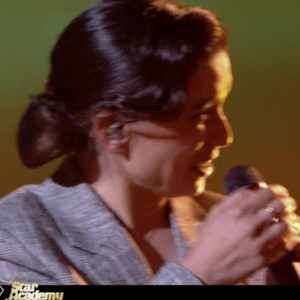 Lucie Bernardoni surprise par son mari Patrice Maktav lors des "20 ans de la Star Academy" - TF1