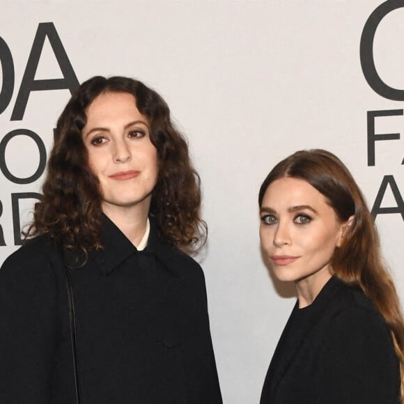 Sara Moonves et Ashley Olsen - Cérémonie des CFDA Fashion Awards à New York, le 10 novembre 2021.