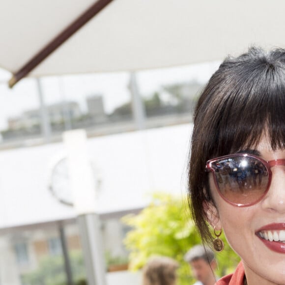 Nolwenn Leroy dans les tribunes lors des internationaux de tennis de Roland Garros à Paris, France, le 4 juin 2019. © Jean-Baptiste Autissier/Panoramic/Bestimage