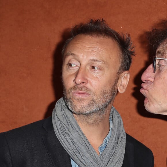 Pierre Souchon et son père Alain Souchon au village des Internationaux de France de Tennis de Roland Garros à Paris. Le 5 juin 2018. © Dominique Jacovides-Cyril Moreau / Bestimag