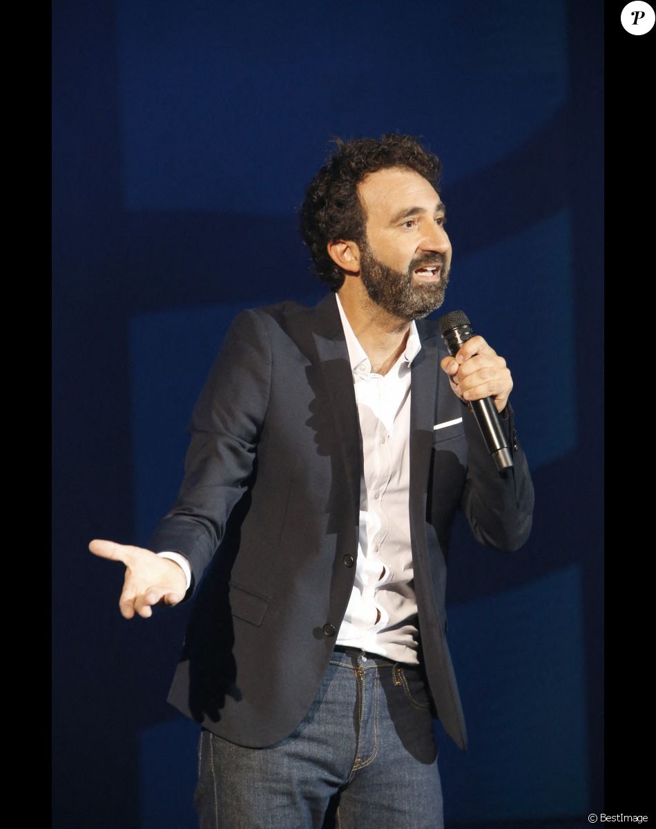 Mathieu Madénian Maitre de cérémonie - Soirée de clôture du Festival de la Fiction de La Rochelle. Le 18 septembre 2021 © Christophe Aubert via Bestimage