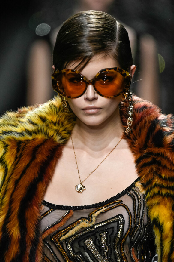 Kaia Gerber - Fashion week , automne-hiver 2020 2021, Milan.