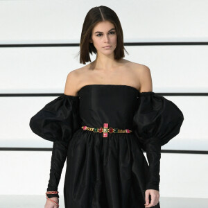 Kaia Gerber - Défilé Chanel collection prêt-à-porter Automne/Hiver 2020-2021 lors de la Fashion Week à Paris, le 3 mars 2020. 