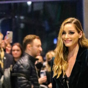 Olivia Palermo arrive à la première du film "House of Gucci" à New York, le 16 novembre 2021.