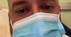 Olivier Gayat de "Familles nombreuses" à l'hôpital, ses vêtements complètement déchirés