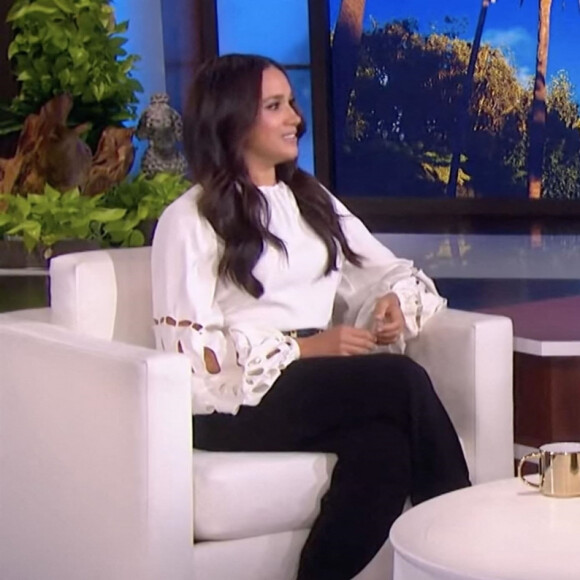Meghan Markle sur le plateau de l'émission "The Ellen Show" à Los Angeles, le 17 novembre 2021.