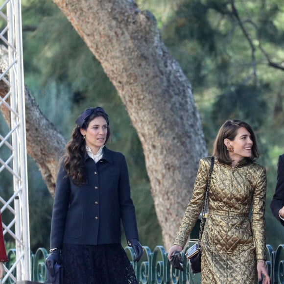 Beatrice Borromeo, la princesse Alexandra de Hanovre, Tatiana Santo Domingo, Charlotte Casiraghi, Andrea Casiraghi - Arrivées en la cathédrale de Monaco pour la messe d'action de grace avec Te Deum lors de la la fête nationale de Monaco le 19 novembre 2021. © Dominique Jacovides / Bruno Bebert / Bestimage