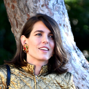 Charlotte Casiraghi - Arrivées en la cathédrale de Monaco pour la messe d'action de grace avec Te Deum lors de la la fête nationale de Monaco le 19 novembre 2021. © Bruno Bebert / Dominique Jacovides / Bestimage